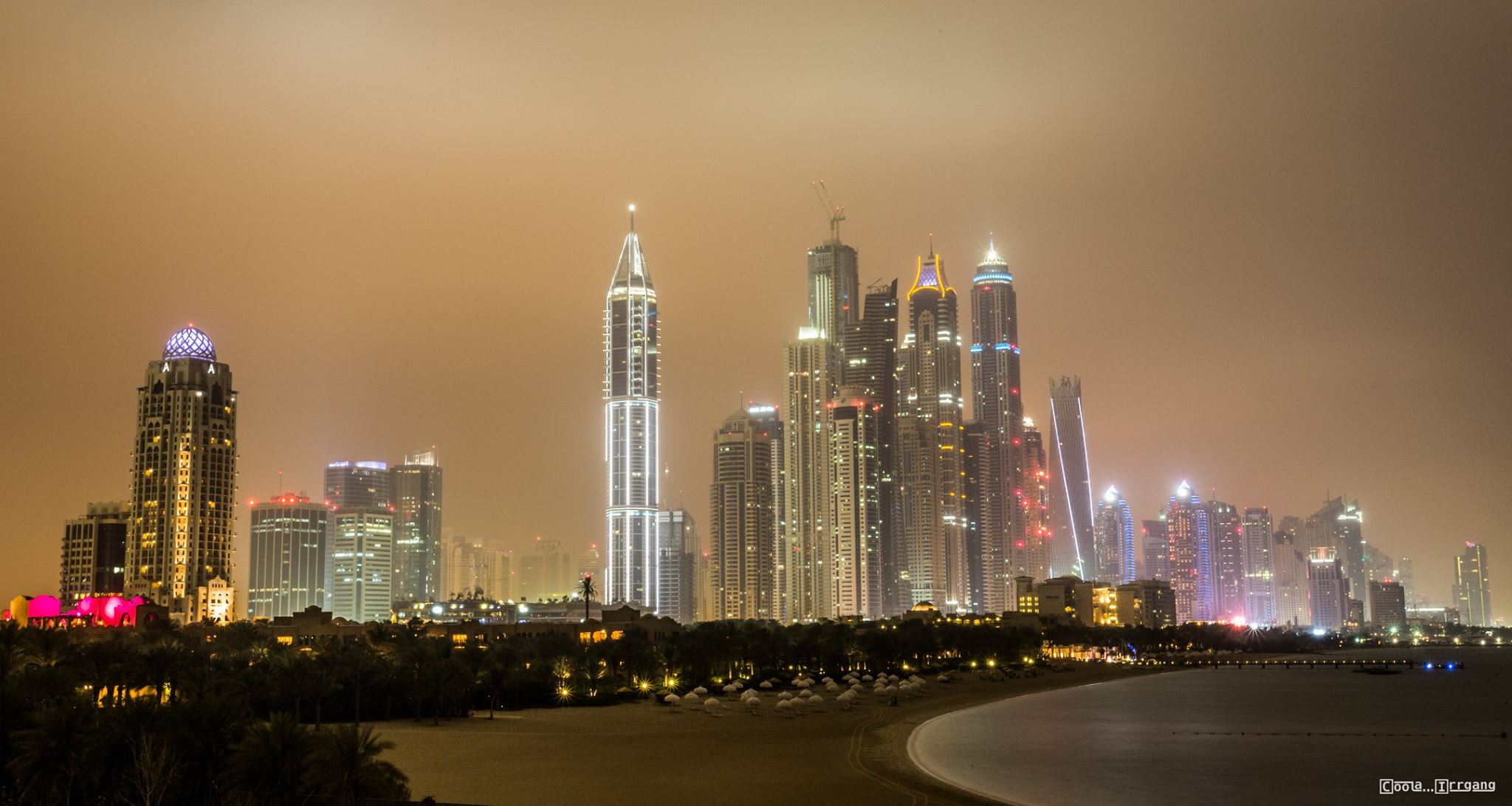 Dubai bei Nacht