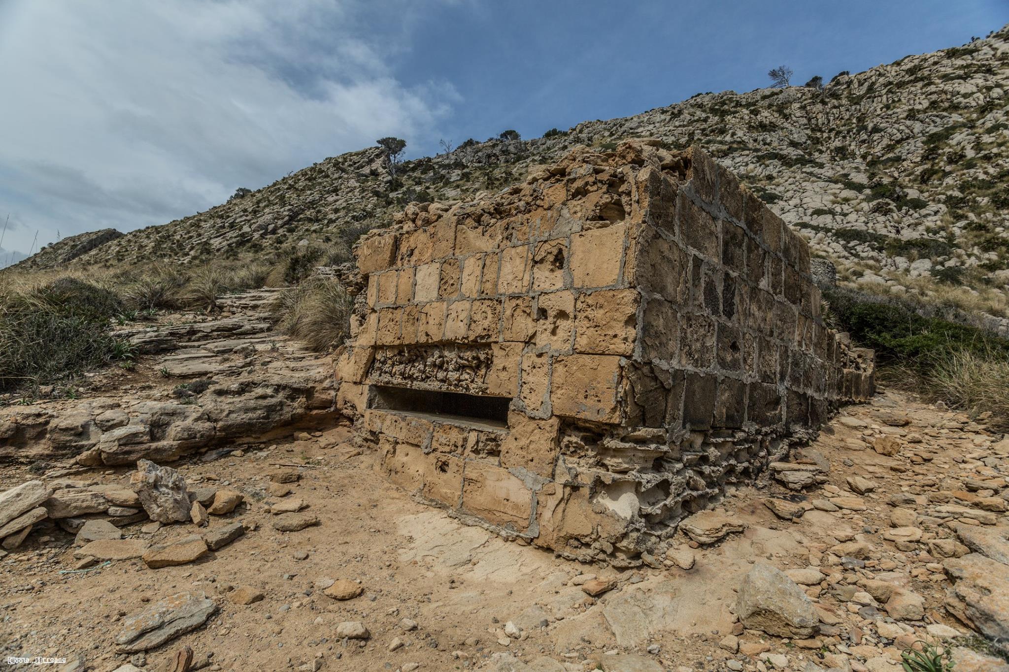 Bunker in der Cala Figuera